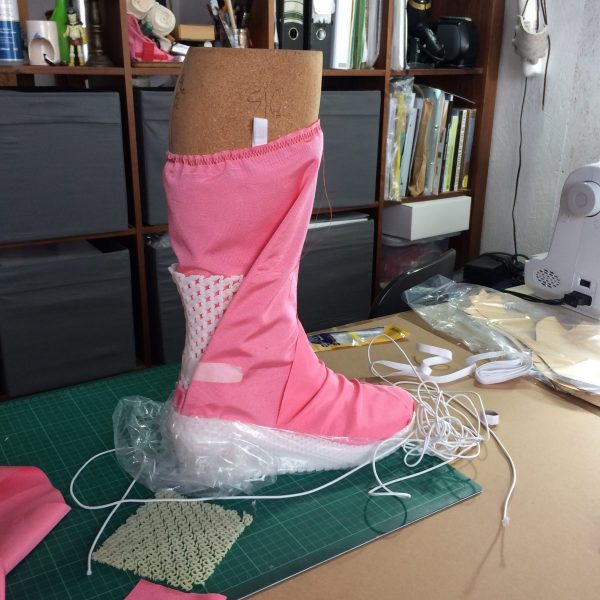 Working out construction and pattens before cutting into special materials Working out construction and pattens before cutting into special materials